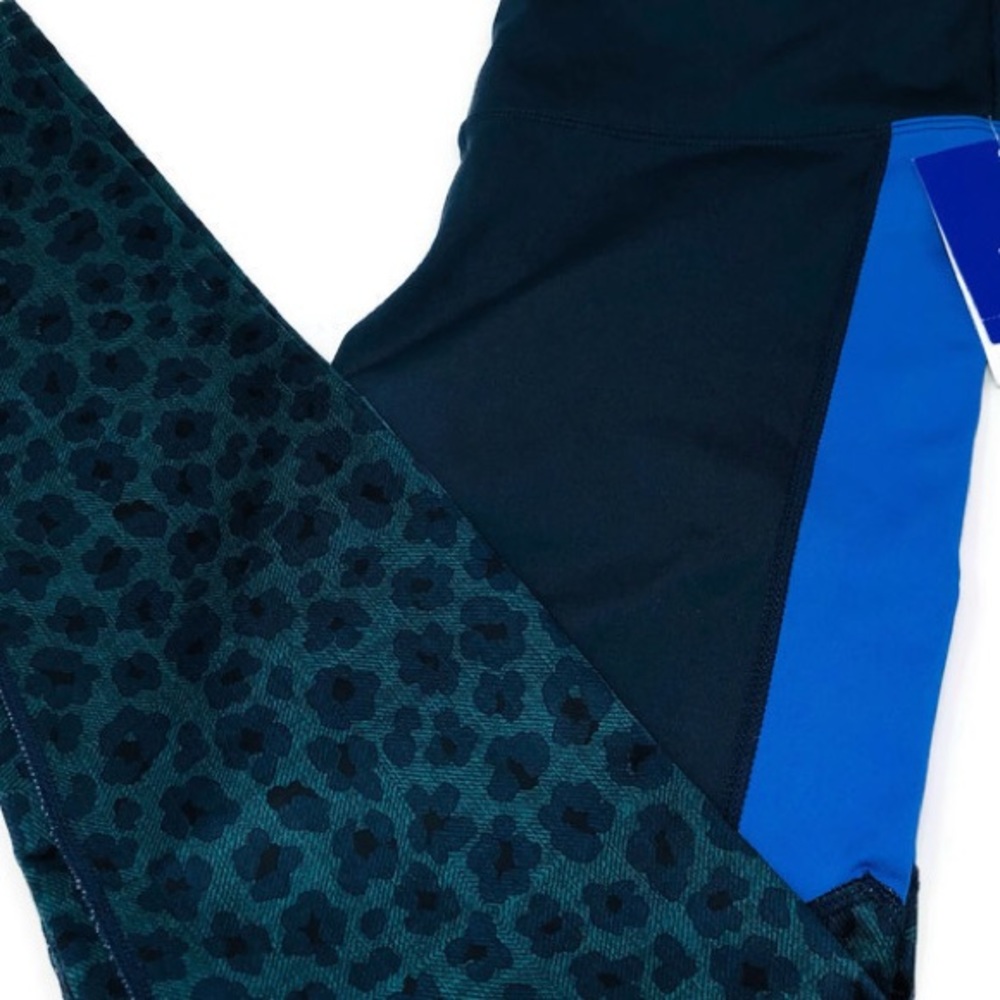 NWT Joylab Animal Print ColorBlock Leggings Medium - Picture 3 of 8